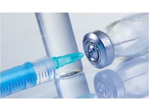 RUS DOKTORLAR EBOLA AŞISI ÜRETTİ