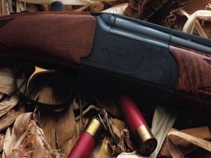 HAMİLE KADIN KARNINA ATEŞ EDEREK BEBEĞİNİ ÖLDÜRDÜ