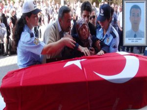 ŞEHİT POLİSİMİZ TOPRAĞA VERİLDİ