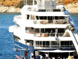 DÜNYANIN 5. ZENGİNİ YİNE BODRUM'DA