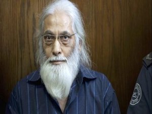 TARİKAT LİDERİ ÖZ KIZLARININ IRZINA GEÇTİ