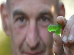 CİNSEL ORGANLI JELİBON AİLELERİ İSYAN ETTİRDİ