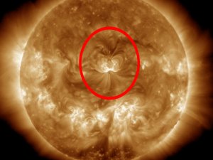 UZMANLAR UYARIYOR: GÜNEŞ FIRTINASI GELİYOR, HABERLEŞME SİSTEMLERİ ÇÖKEBİLİR