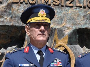 DÖVÜLEN PİLOTUN KOMUTAN BABASI KONUŞTU