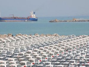 MUHALİFLERİN 4 BİN ARACI LİMANLARIMIZDA BEKLİYOR