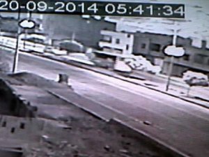 KONSOLOSLUK ÇALIŞANLARI SINIRDAN BÖYLE GEÇMİŞ