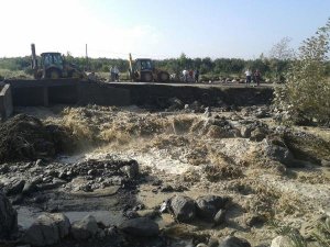 BÖYLE FELAKET GÖRÜLMEDİ 2ÖLÜ 5 KAYIP