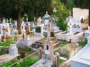 MEZARDAN İMDAT SESİ GELDİ