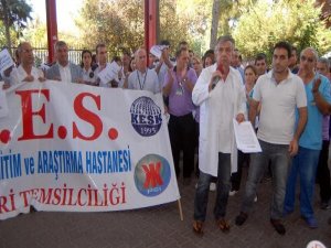 TEPECİK EĞİTİM HASTANESİ ACİL SEVİSTE DAYAK İSYANI