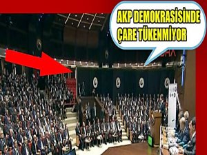 DAVUTOĞLU'DA BOŞ SALONA KONUŞTU