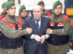 HÜSEYİN ÜZMEZ ÖLDÜ