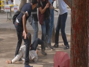 EGE ÜNİVERSİTESİ'NDE BIÇAKLI DEHŞET