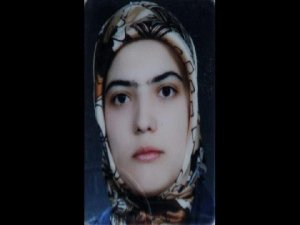 YİNE KADIN CİNAYETİ: EŞİNİ SOKAK ORTASINDA BIÇAKLAYARAK ÖLDÜRDÜ