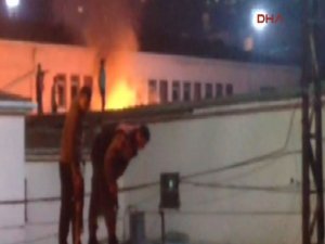 KOCAELİ E TİPİ CEZAEVİ'NDE İSYAN