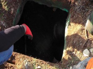 DİYARBAKIR'DA TOPRAĞA GÖMÜLÜ 1.5 TON ESRAR ELE GEÇİRİLDİ