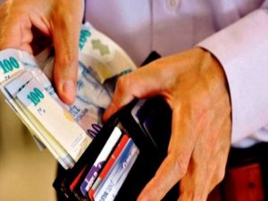 DOLANDIRICILAR ÇAĞRI MERKEZİ KURDU, REKLAM FİLMİ ÇEKTİ