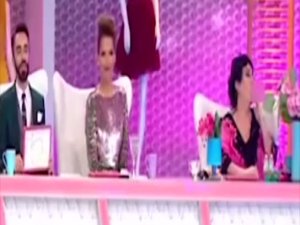 NUR YERLİTAŞ CANLI YAYINDA SİGARA İÇTİ