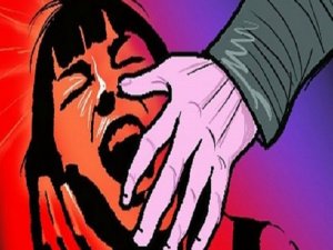 KIZINA TECAVÜZ EDEN ADAMI YEMEĞE ÇAĞIRDI, İŞKENCE EDEREK ÖLDÜRDÜ