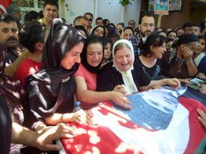 Ali'nin cenazesine asker de katıldı