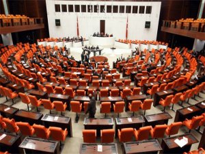 MECLİSTE HEPATİT C PROTESTOSU