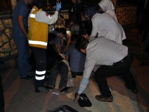 HASTANE ÖNÜNDE ÇATIŞMA 1 ÖLÜ