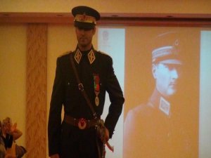 ATATÜRK’ÜN ŞIKLIĞI SERGİDE