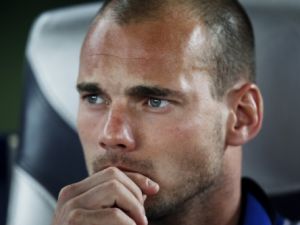 G.Saray'a Sneijder'den bir şok daha!