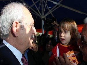 KILIÇDAROĞLU: DAVUTOĞLU KARİKATÜR GİBİ ADAM