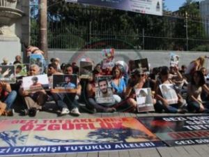 "Çocuklarımızı serbest bırakın"