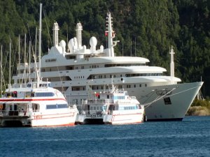 DÜNYANIN EN BÜYÜK 10.YATI MARMARİS'TE