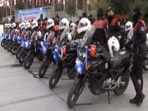 VATANDAŞA ‘ŞEREFSİZ’ DİYEN AKP'Lİ BELEDİYE BAŞKANINDAN POLİSLERE KIYAK