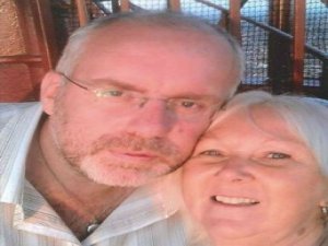 BABASINI ÖLDÜRÜP TELEVİZYON SEHPASI YAPTI