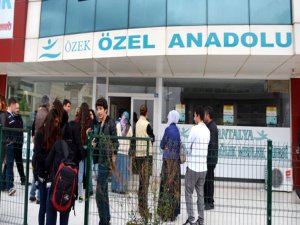 YÖNETMELİK DEĞİŞİNCE OKUL İFLAS ETTİ ÖĞRENCİLER ORTADA KALDI