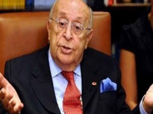 9. CUMHURBAŞKANI DEMİREL HASTANEDE