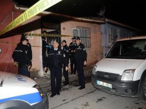 FATİH'TE BİR EVDE ÖLÜ BULUNDULAR