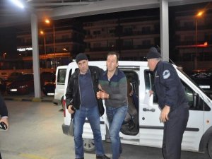 UZMAN DOKTOR EŞİNİ 35 BIÇAK DARBESİYLE ÖLDÜRDÜ