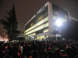 ZAMAN GAZETESİ ÖNÜNDE EYLEM