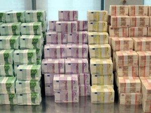 BAŞBAKAN: "ÇALDIYSAN SON KURUŞUNA KADAR GERİ İADE EDİP, HAPSE DE GİRECEKSİN"