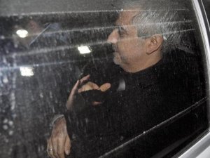 GÖZALTINDAKİ FAHRİ SARRAFOĞLU'NA  SAĞLIK KONTROLÜ