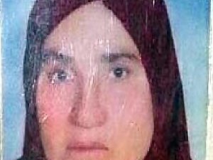 KOCASINI BIÇAKLAYARAK ÖLDÜRDÜ