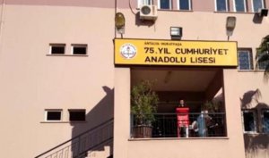 DİN DERSİ ÖĞRETMENİ ÖYLE BİR ŞEY YAPTI Kİ