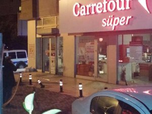 İSTANBUL'DA ÜNLÜ SÜPER MARKETE BOMBALI SALDIRI
