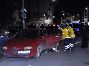 İSTANBUL'DA ÇETELER ÇATIŞTI 1 ÖLÜ 3 YARALI
