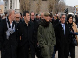 CHP DOĞU İLLERİ ATAĞINI BÖYLE BAŞLATTI