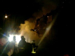 EVLERİNDE FECİ ŞEKİLDE YANARAK ÖLDÜLER