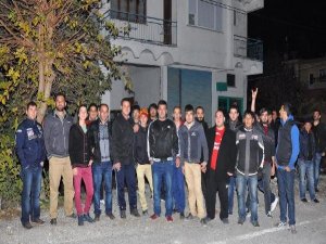 SURİYELİLER İLE ANTALYALI KAVGASI ORTALIĞI SAVAŞ ALANININA ÇEVİRDİ