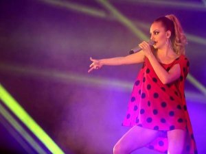 KİCKBOX GECESİNE ÜNLÜ AKINI