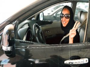 ARABA KULLANAN KADINLAR TERÖRİST SAYILDILAR