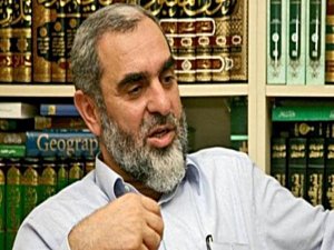 'KADIN SPİKER İZLEMEK CAİZ DEĞİL'