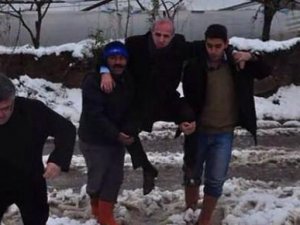 AMAN MÜDÜRÜN AYAKLARI ISLANMASIN!